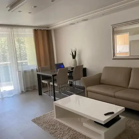 4-zimmer-wohnung Daire *